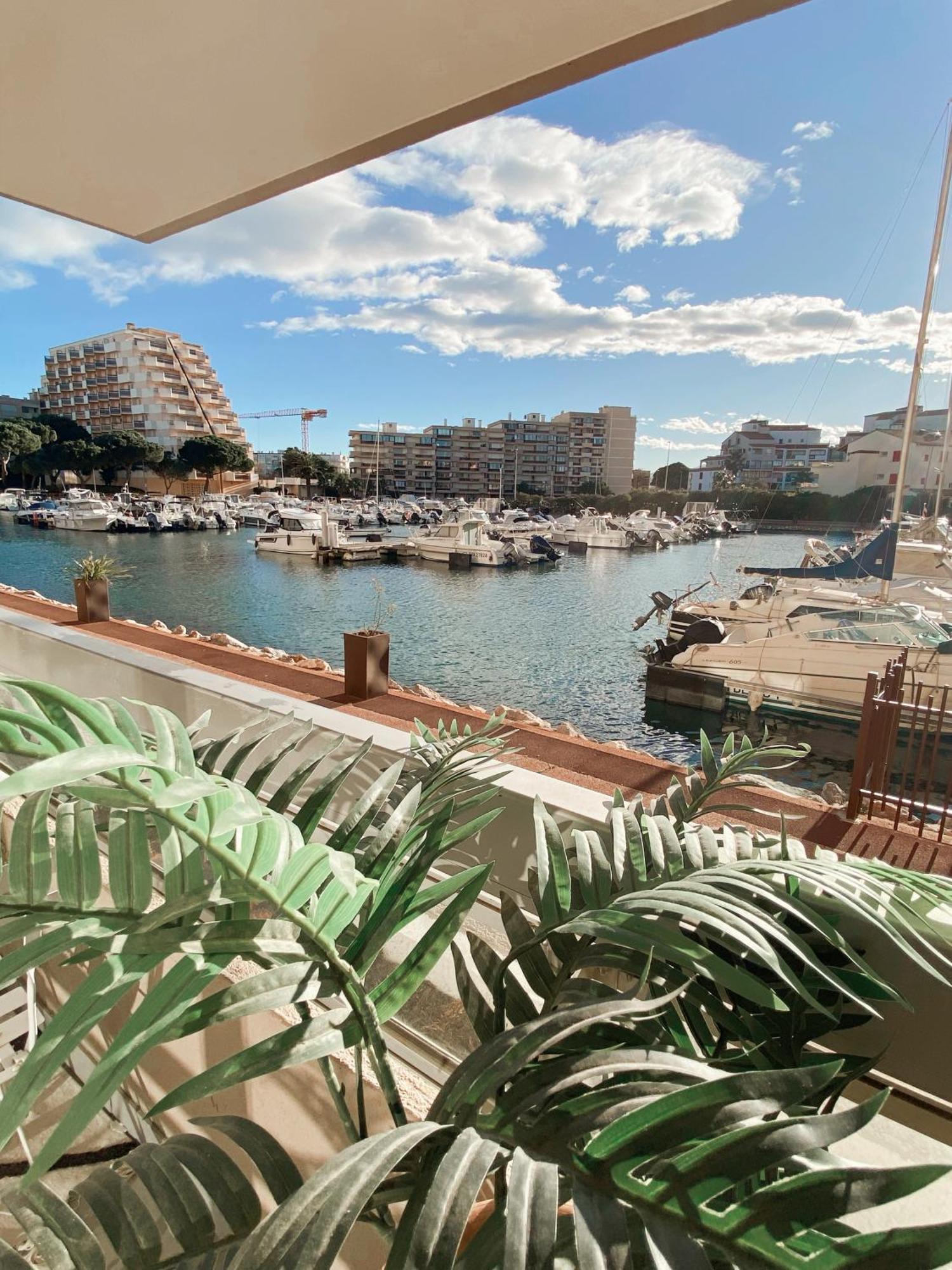 קאנט אן רוסיון Magnifique T2 Au Calme Avec Une Superbe Vue Sur Le Port מראה חיצוני תמונה